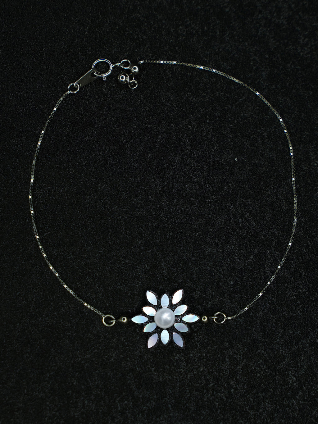 Snow Bloom Bracelet