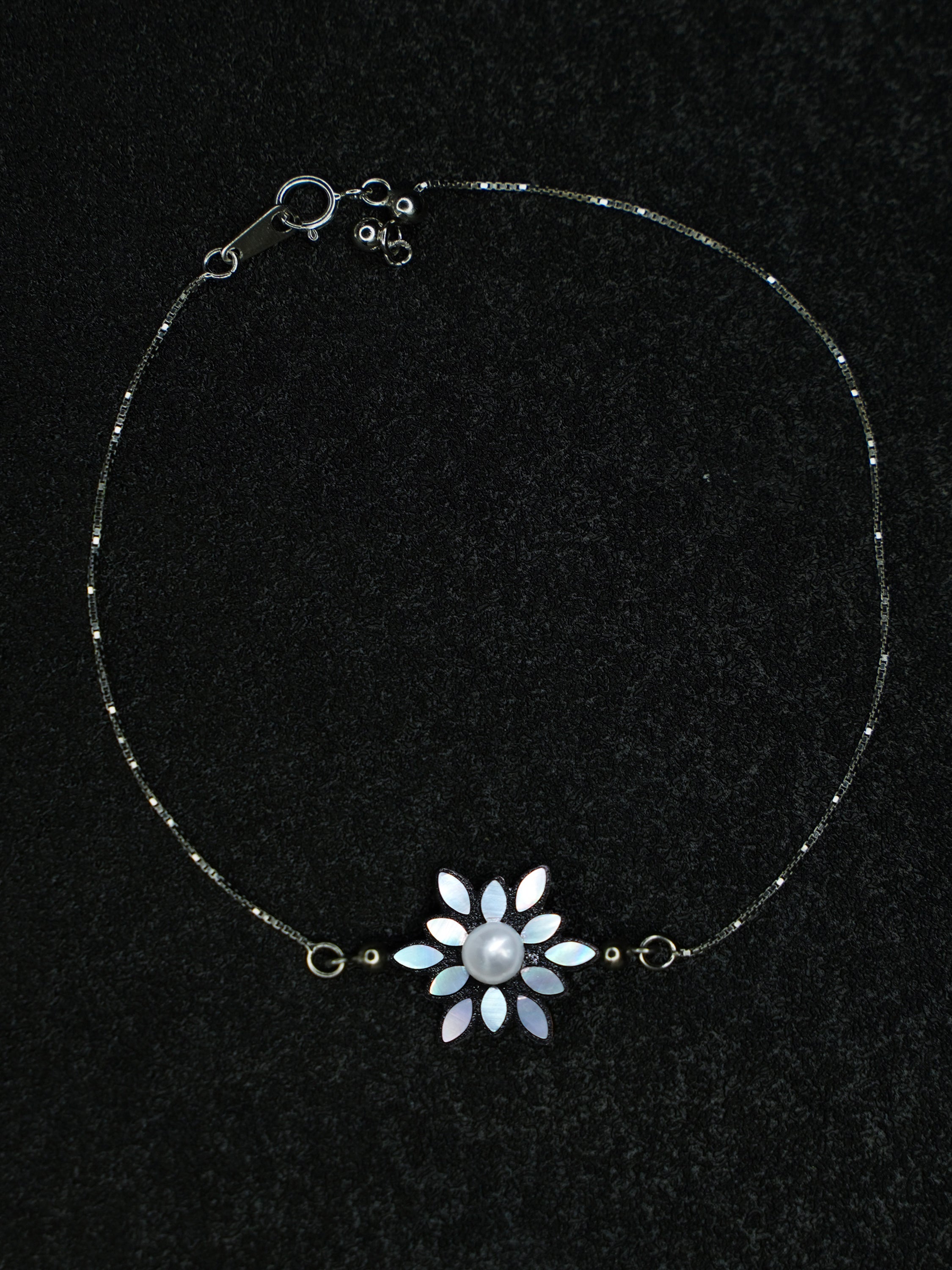 Snow Bloom Bracelet