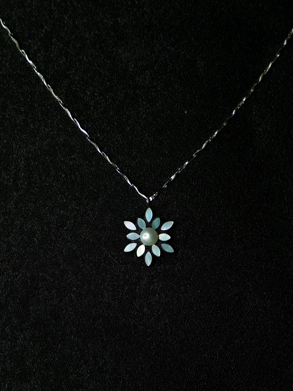 Snow Bloom Pendant Necklace