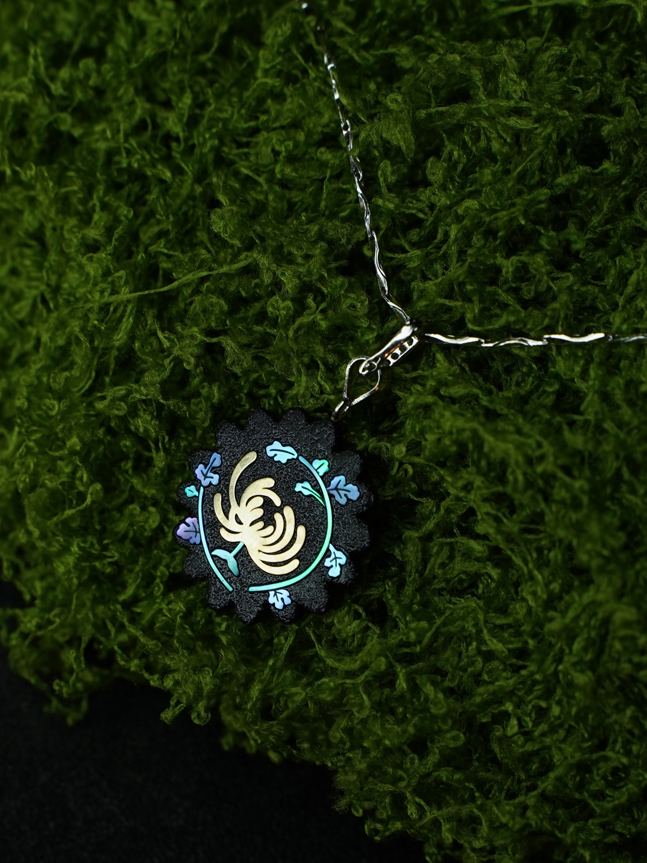 Twelve Flora Series — September Chrysanthemum Pendant Necklace