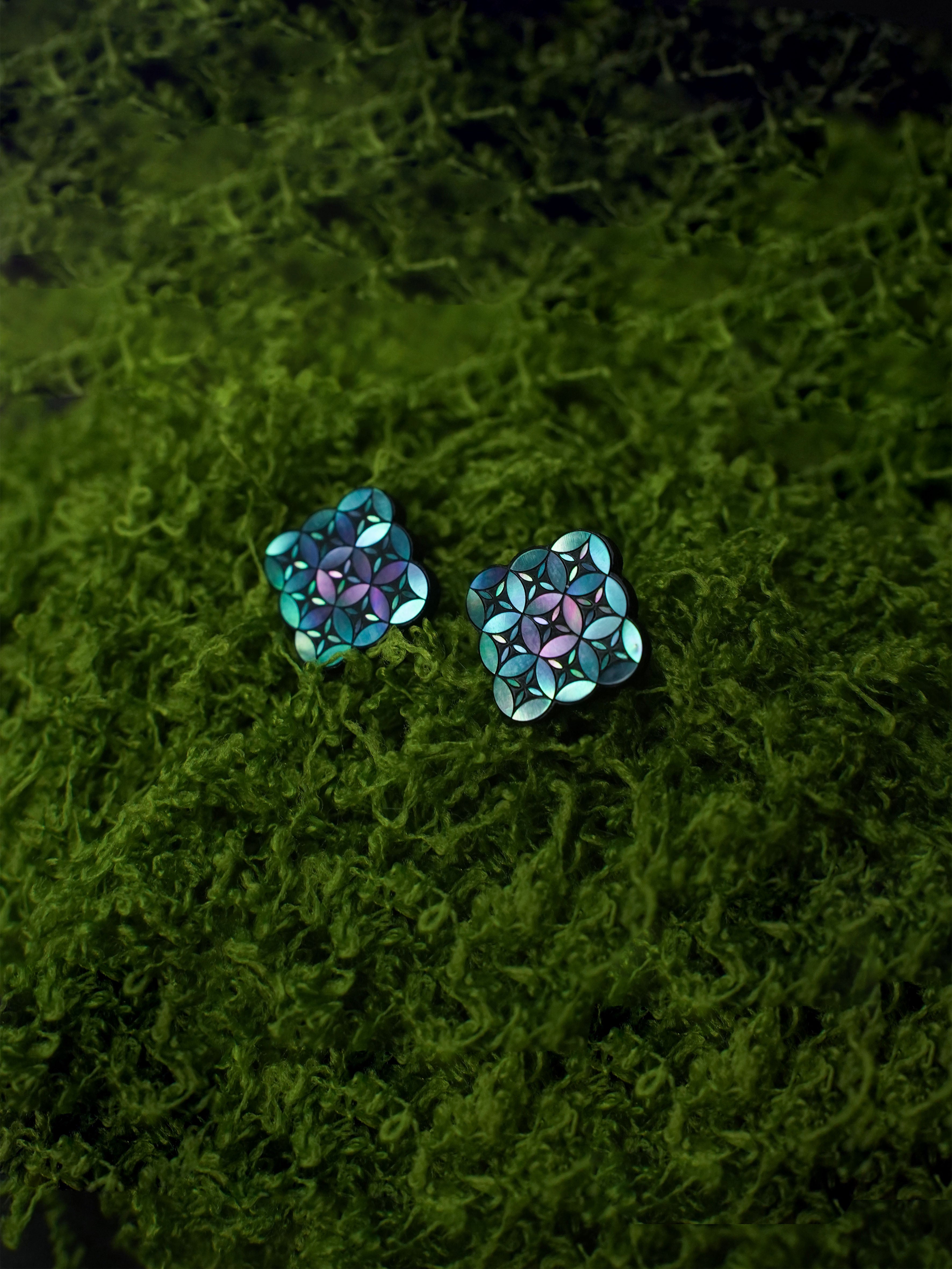 Lucky Fortune stud earrings