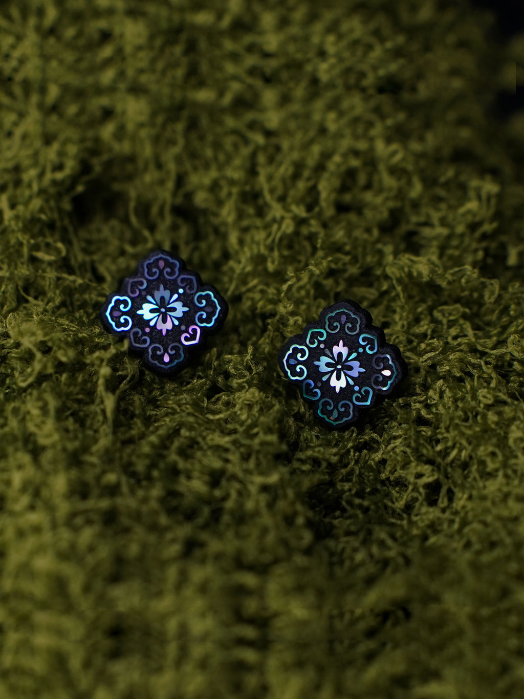 Ruyi Blooms stud earrings