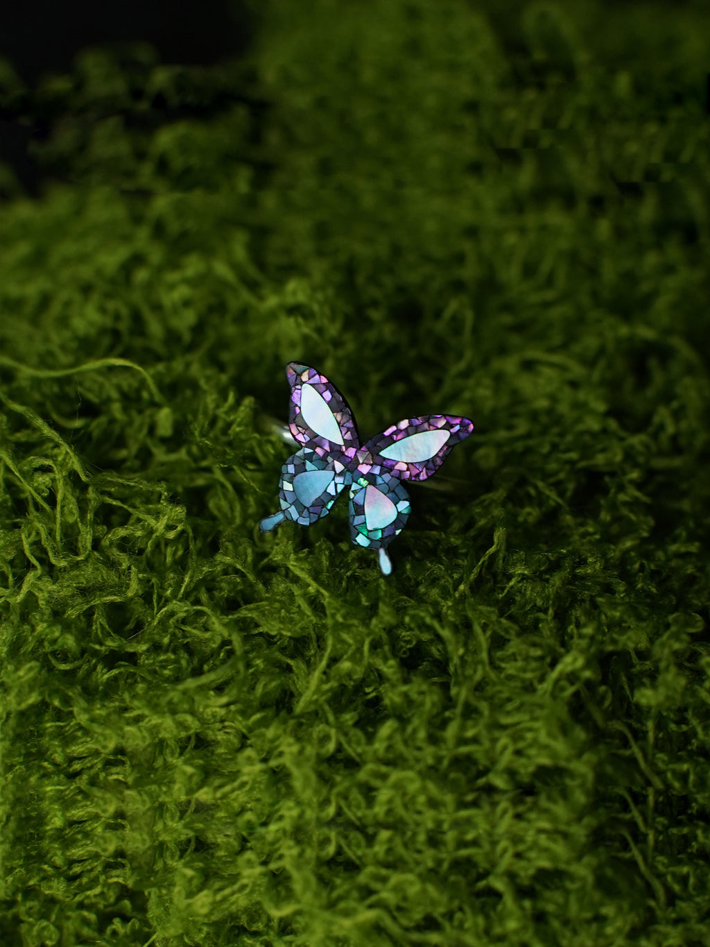 Moonlight Pendant Ring