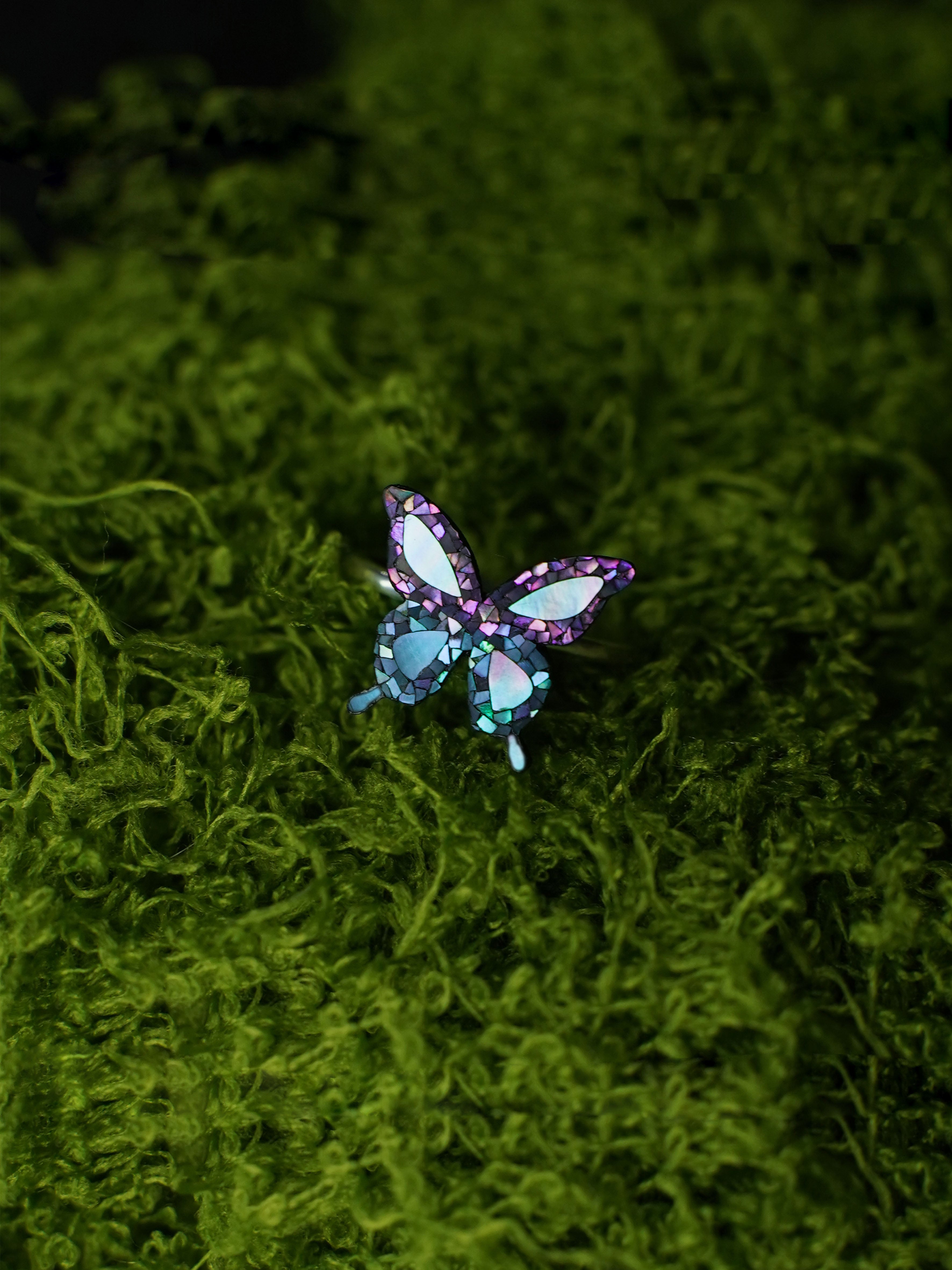 Moonlight Pendant Ring