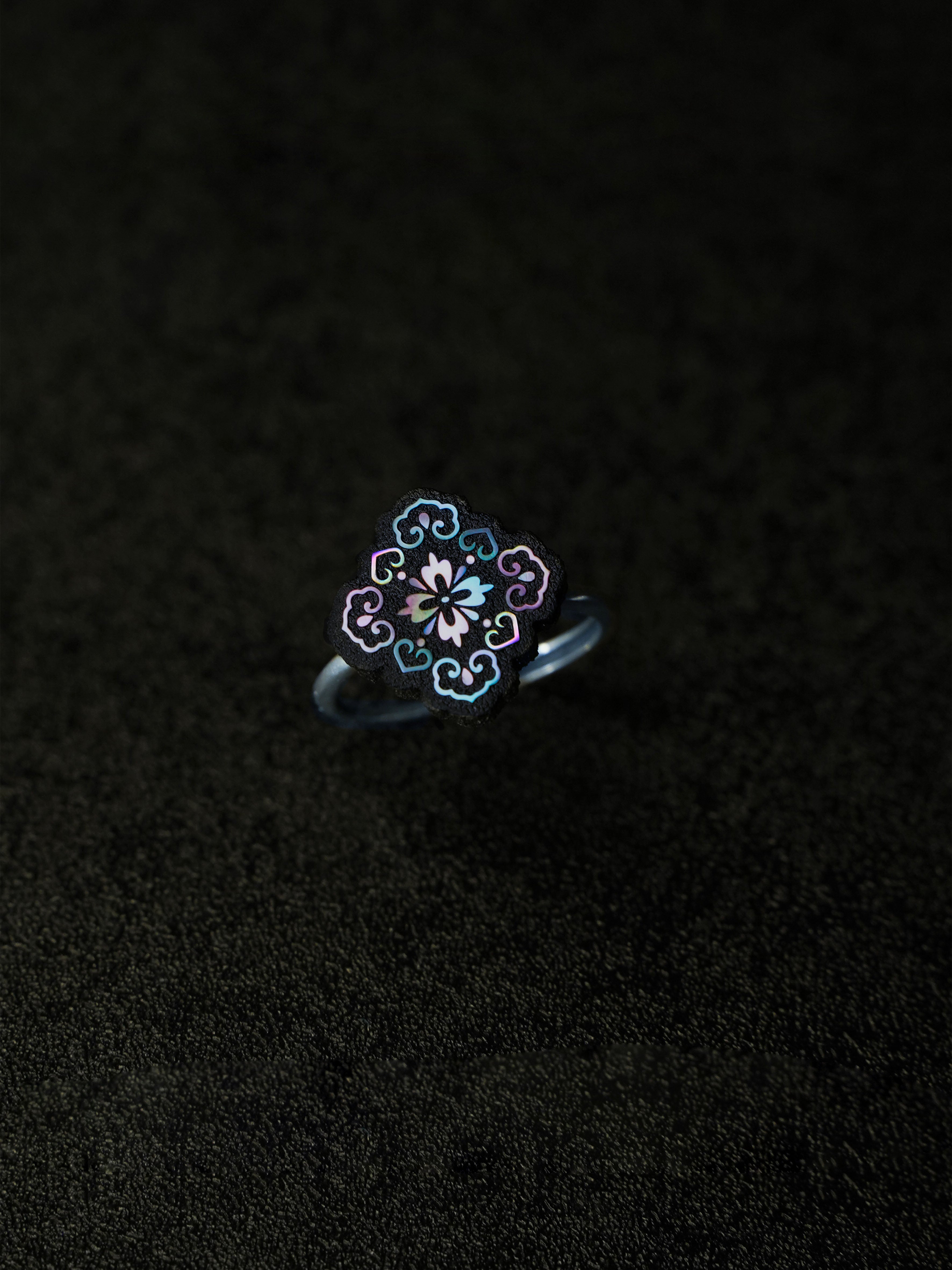 Ruyi Blooms  Ring
