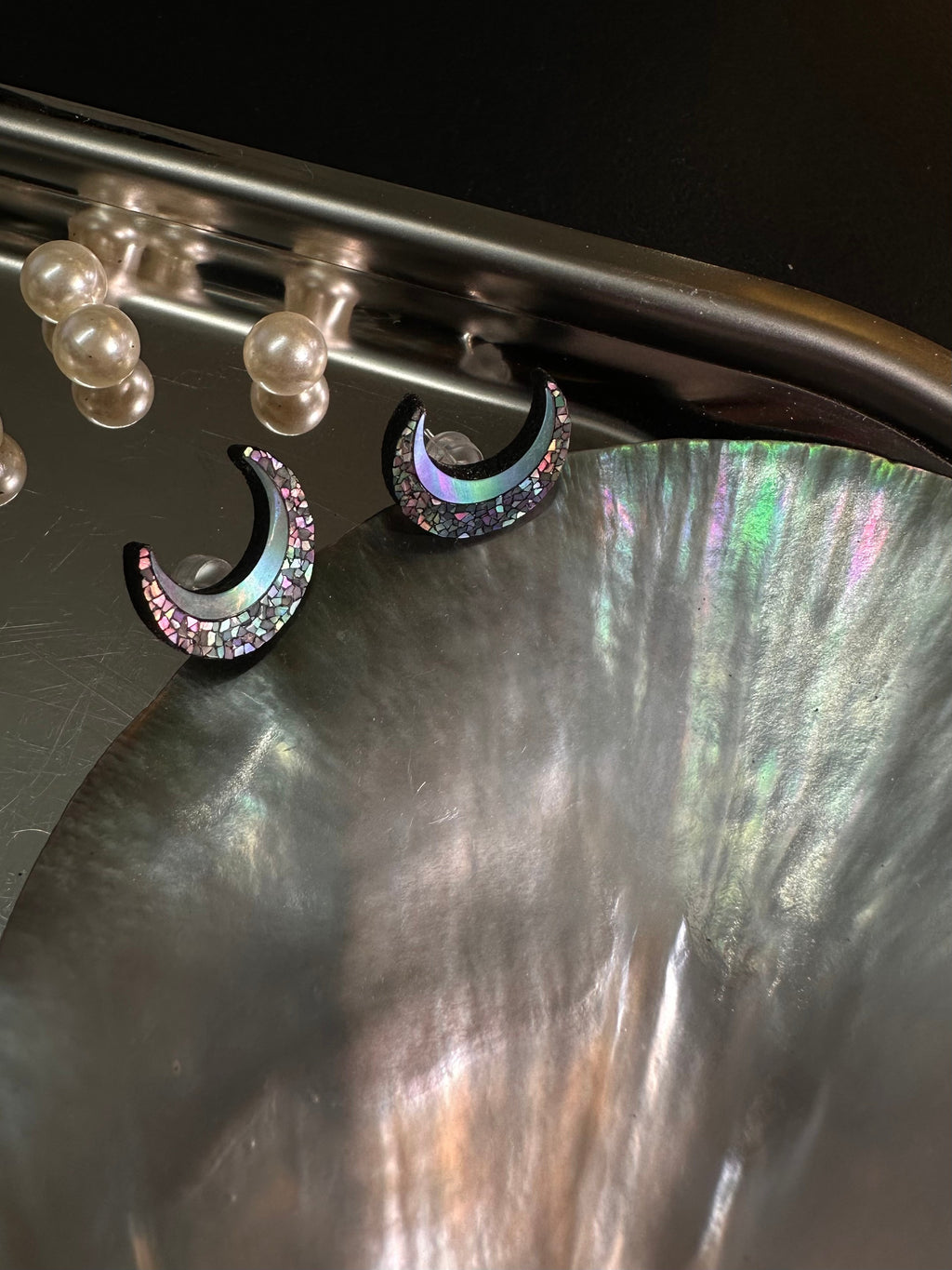 Moonrise  stud earrings