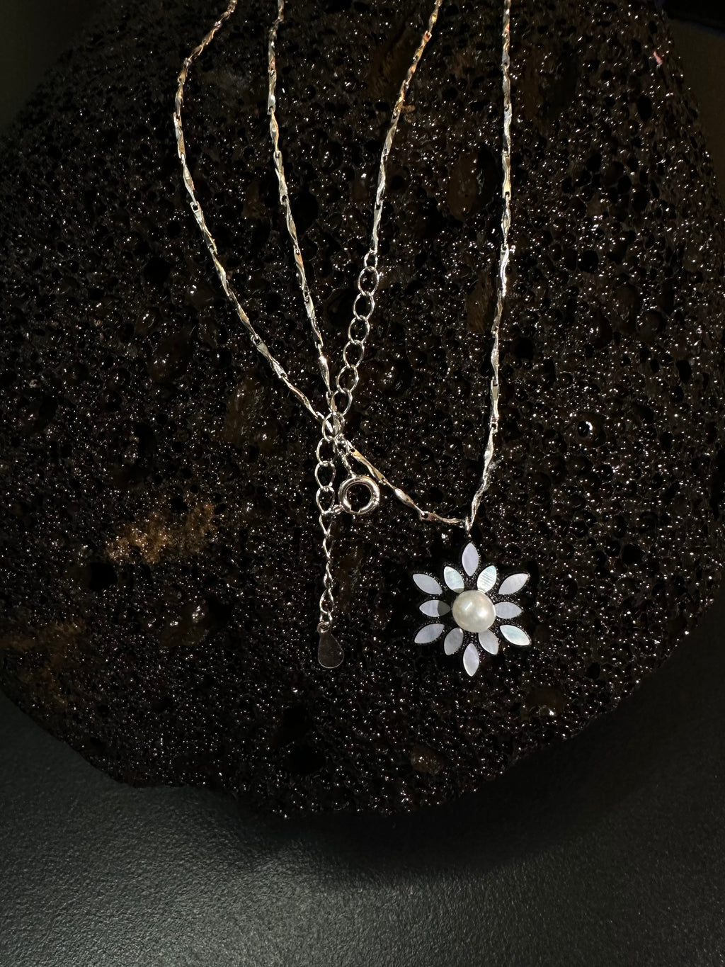 Snow Bloom Pendant Necklace